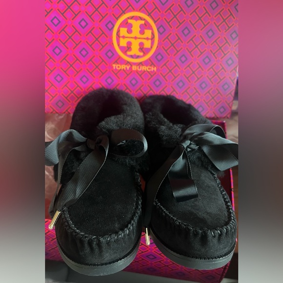 NEW Tory Burch Aberdeen Black Shearling Suede Bow Tie Slip On Slippers size 6 - Picture 6 of 13